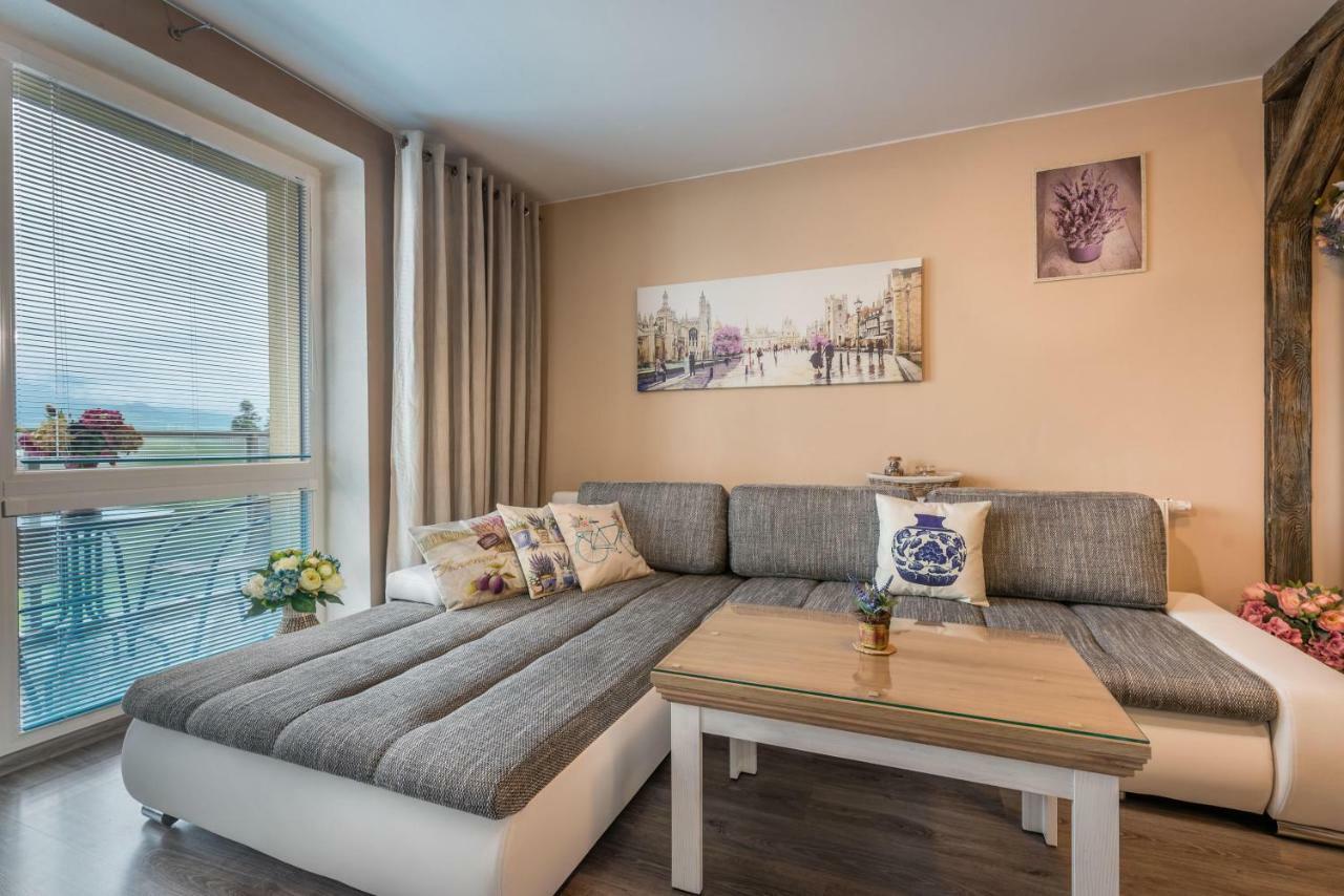 Apartment Provensal Липтовски-Микулаш Экстерьер фото