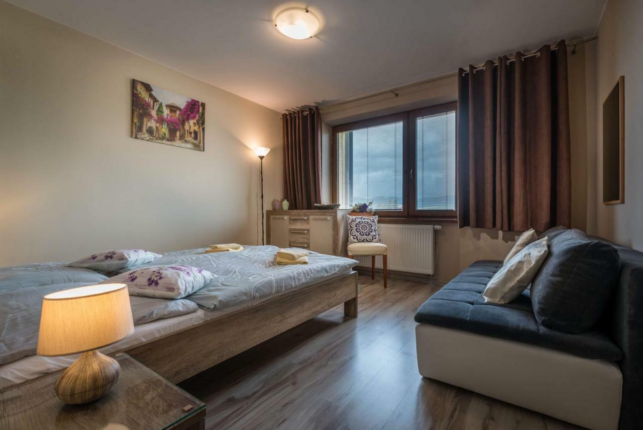 Apartment Provensal Липтовски-Микулаш Экстерьер фото